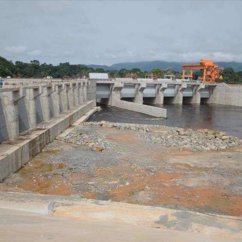 Centrale hydro&eacute;lectrique de Memve&rsquo;ele (211&nbsp;MW)